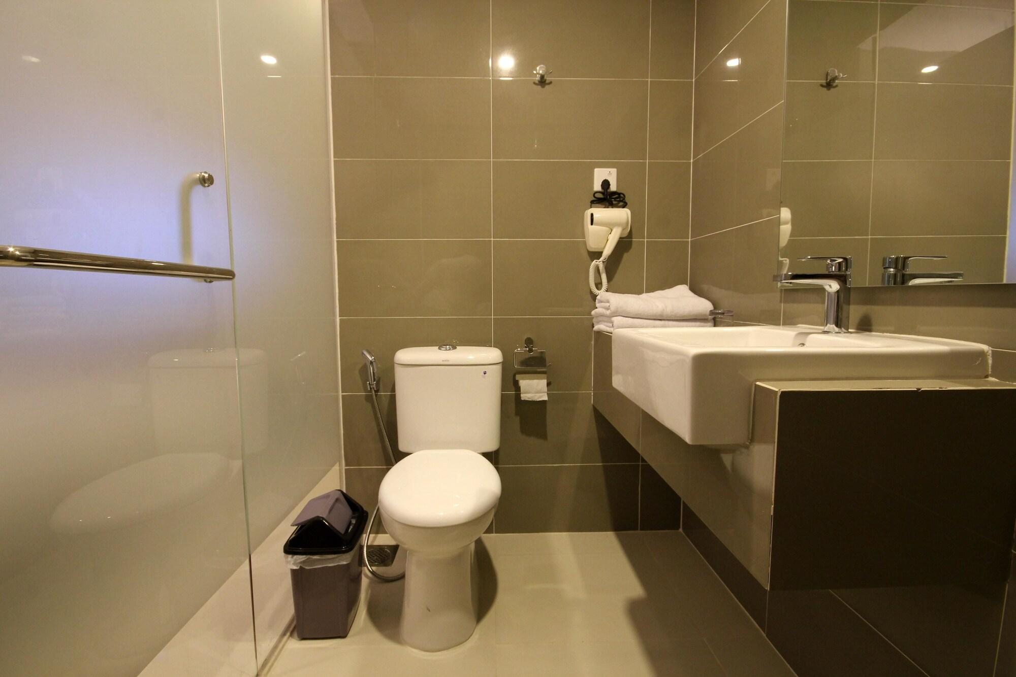 Os Hotel Airport Batam מראה חיצוני תמונה